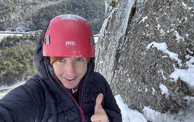 Trans woman Robbi Mecus dies after falling 1,000 feet from Alaskan mountain
